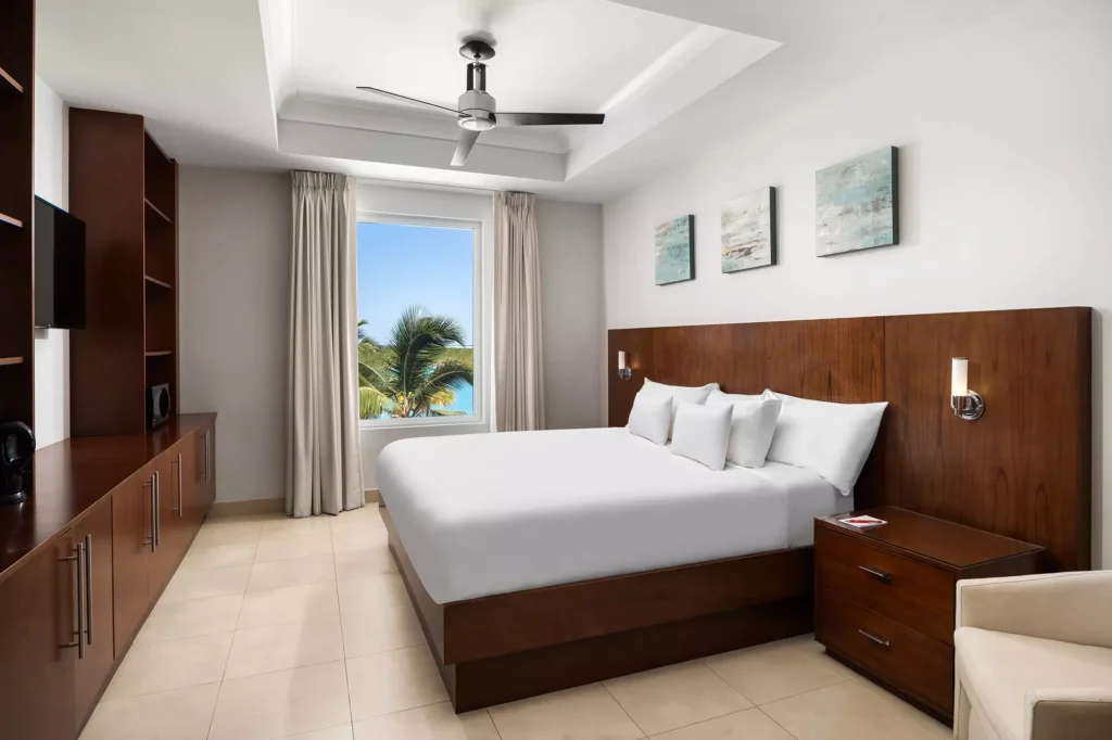 Oceanfront Studio - Bedroom