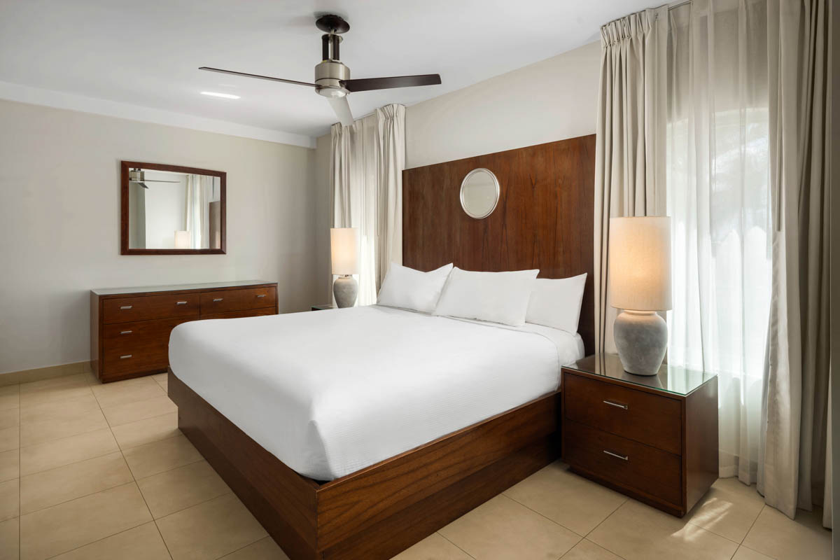 Three Bedroom Oceanfront - Third Bedroom