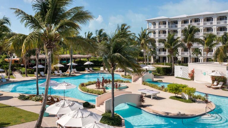 Alexandra Resort All-Inclusive - Pool Area