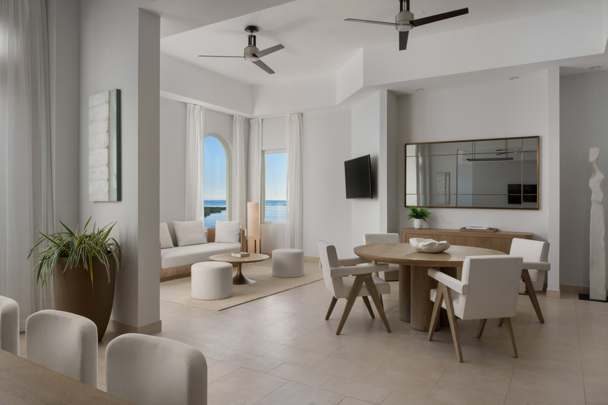 blue-haven-two-bedroom-oceanfront-balcony-penthouse-dining-living