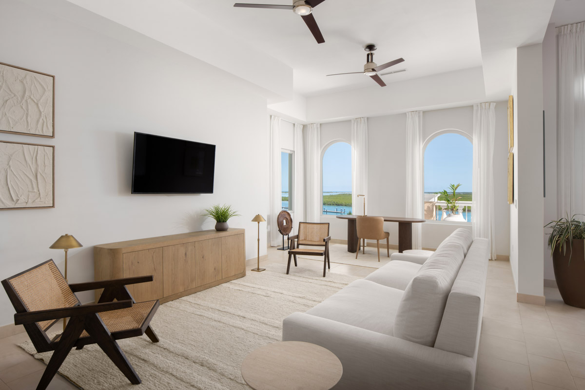 blue-haven-two-bedroom-oceanfront-balcony-penthouse-living